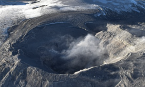 В Колумбии началась эвакуация из-за извержения опасного вулкана (видео)