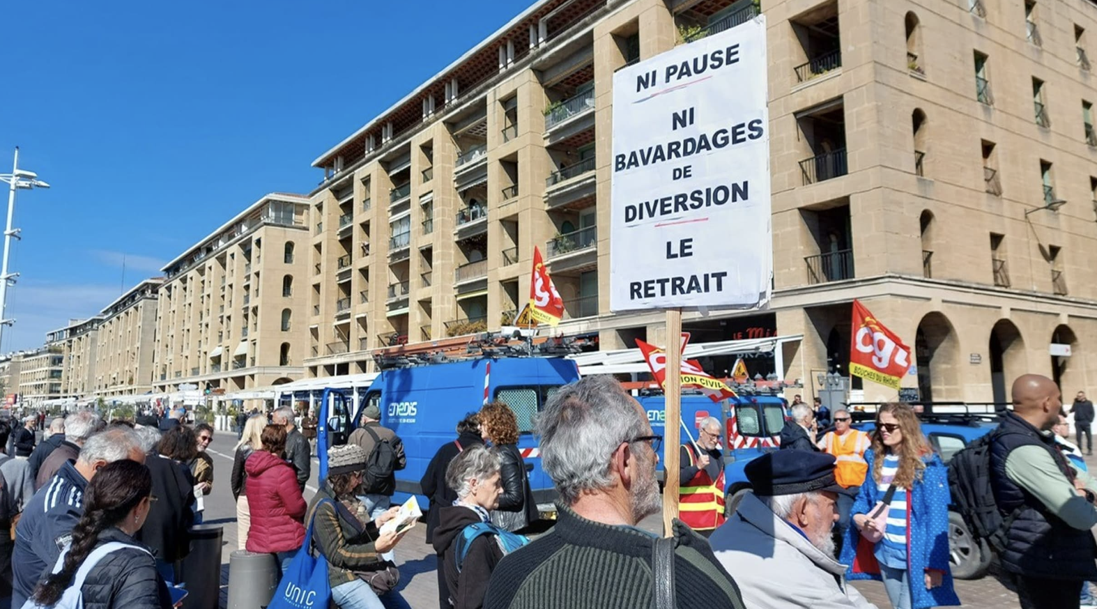 Протесты против пенсионной реформы во Франции: профсоюзы заявили о 2 млн участников