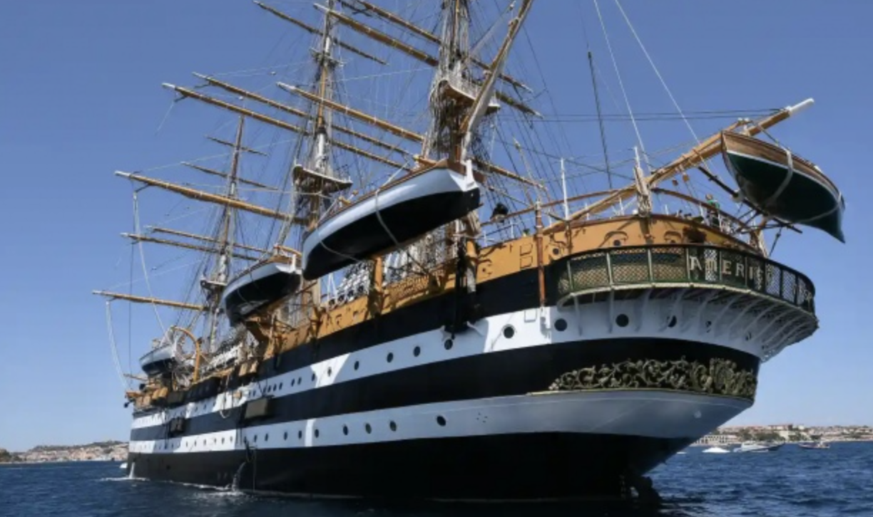 Италия отправит в двухлетнее плавание военный корабль для продвижения национального производителя