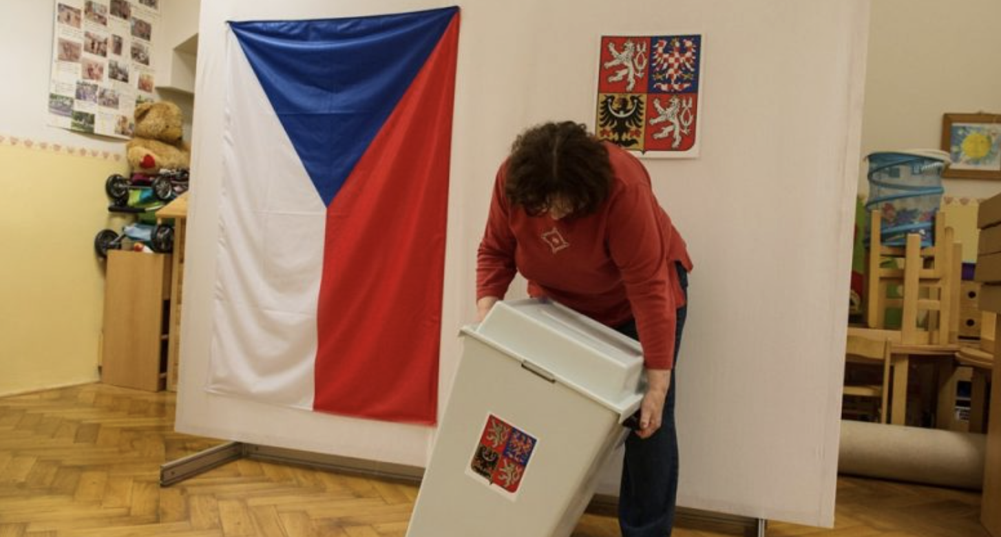 В Чехии оппозиция инициировала одобрение закона о референдуме