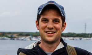 Московський суд залишив журналіста The Wall Street Journal в СІЗО. Апеляцію відхилили