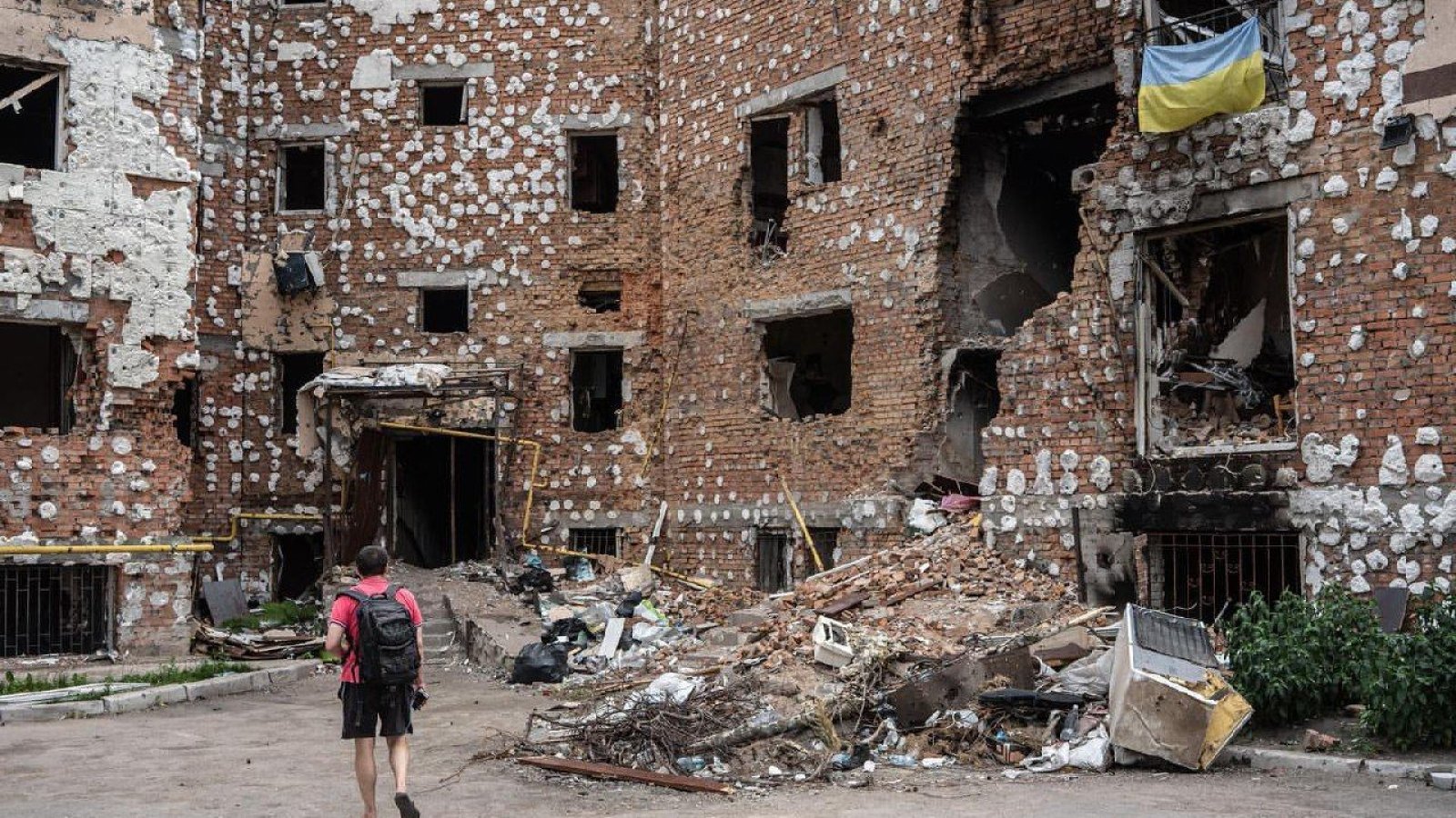 ФБР работает с фирмами США для сбора доказательств военных преступлений России – Reuters