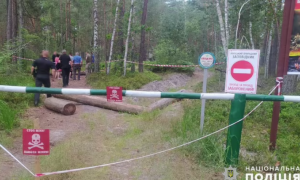 Біля кордону з Білоруссю на Волині здетонували міни на дорозі, є постраждалий