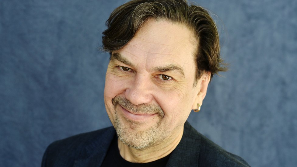 В Ивано-Франковске остановки транспорта «заговорят» голосом известного писателя