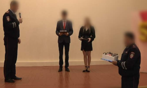 Прокуратура сообщила о подозрении двум правоохранителям-предателям