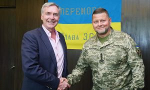 В Киеве с визитом побывал начальник Штаба обороны Великобритании