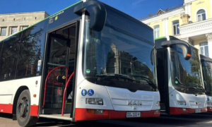Немецкий Дортмунд подарил Житомиру городские автобусы – фото