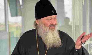 Суд продлил обязанности митрополиту УПЦ МП Павлу