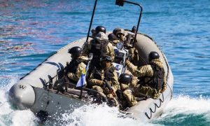 За сутки захватчики потеряли три лодки и наблюдательный пункт