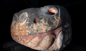 В Мексиці після землетрусу знайшли гігантську голову змії часів ацтеків