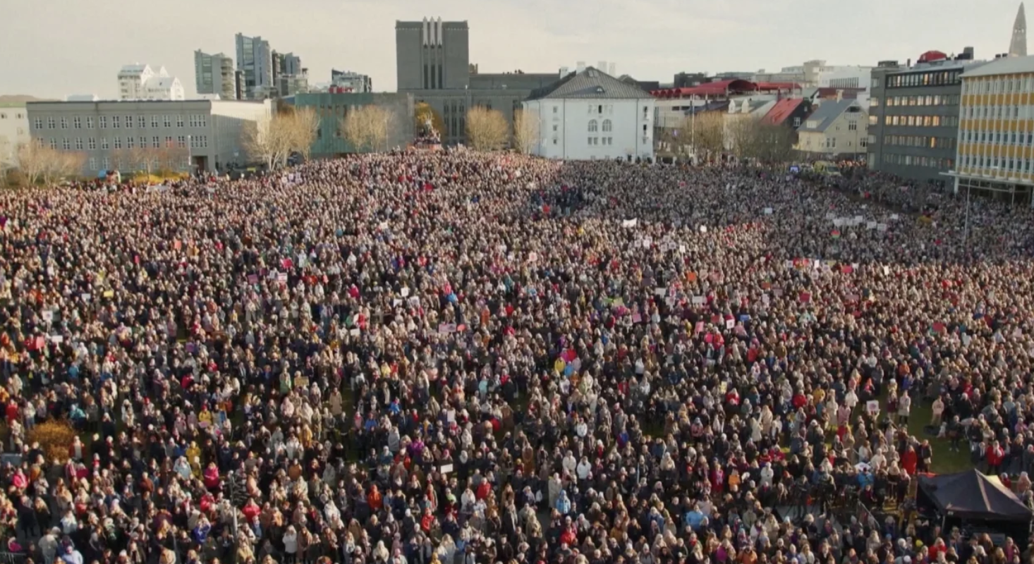 В Ісландії відбувся найбільший за півстоліття мітинг проти гендерної нерівності