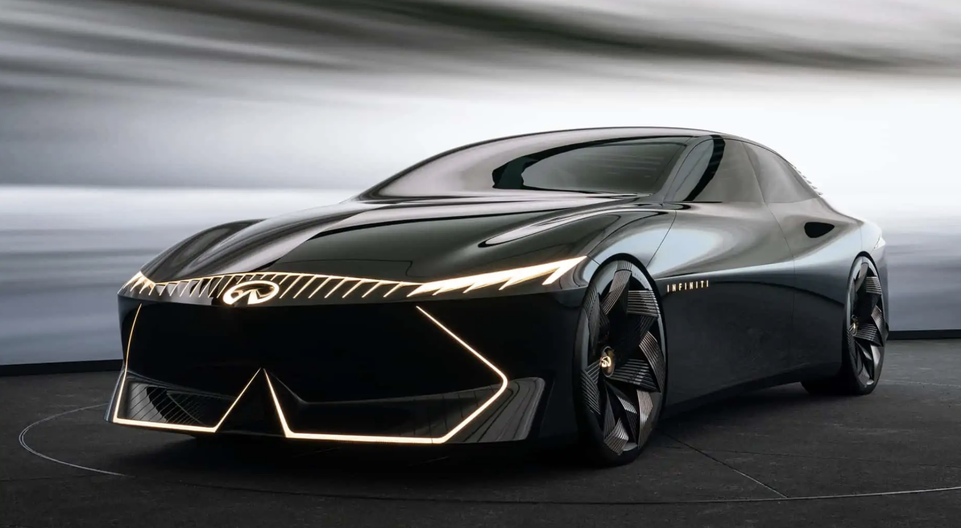 Infiniti готується представити свій перший електрокар — ним стане ефектний седан