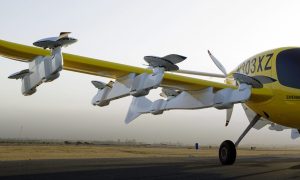 Відео: Аеротаксі Boeing Wisk випробували польотом у Лос-Анджелесі