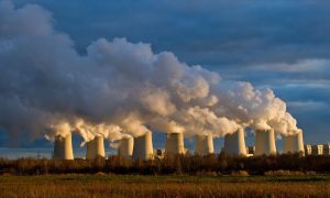 Обсяг викидів CO2 на Землі: на 5 млрд найбідніших людей стільки ж, як на 1% найзаможніших