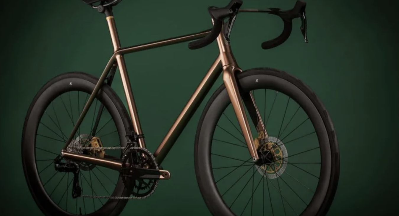 Двоколісна розкіш. Aston Martin випустив велосипед