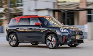 Британська компанія Mini представила новий автомобіль