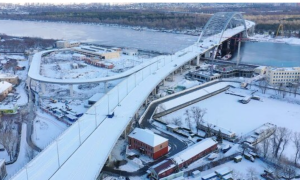 Стало відомо, який автобус курсуватиме через Подільський міст після відкриття