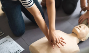 У Києві школярі зможуть пройти курси домедичної допомоги