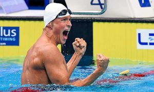 Романчук приніс Україні першу за 4 роки медаль ЧЄ з плавання на "короткій воді"