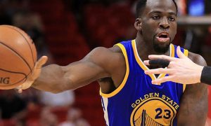 Скандального баскетболіста НБА видалили з матчу за удар суперника по обличчю — відео