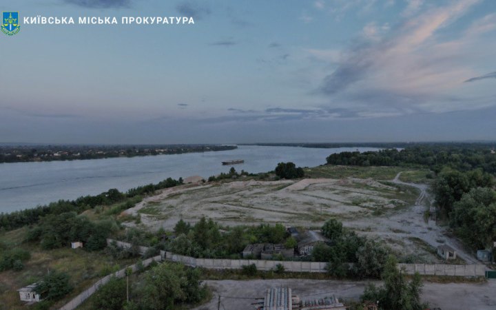 Громаді Києва повернули 17 га землі біля берега Дніпра
