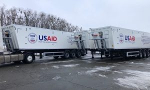 США передали Україні 16 зерновозів