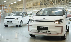 Китайський бренд випускає електрокар з батареєю без літію