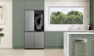 Samsung на CES 2024 представить розумний холодильник, який бачить продукти і дає поради