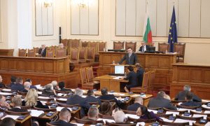 Парламент Болгарії посилив дієвість санкцій та заборонив перероблення російської нафти