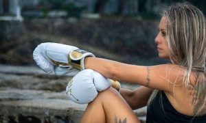 Ексчемпіонка з тайського боксу загинула в аварії