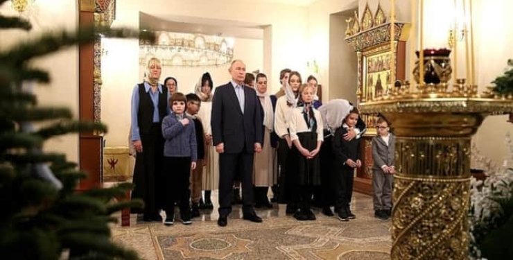 Експерти пояснили, як підбирали родичів загиблих військових для зустрічі із путіним