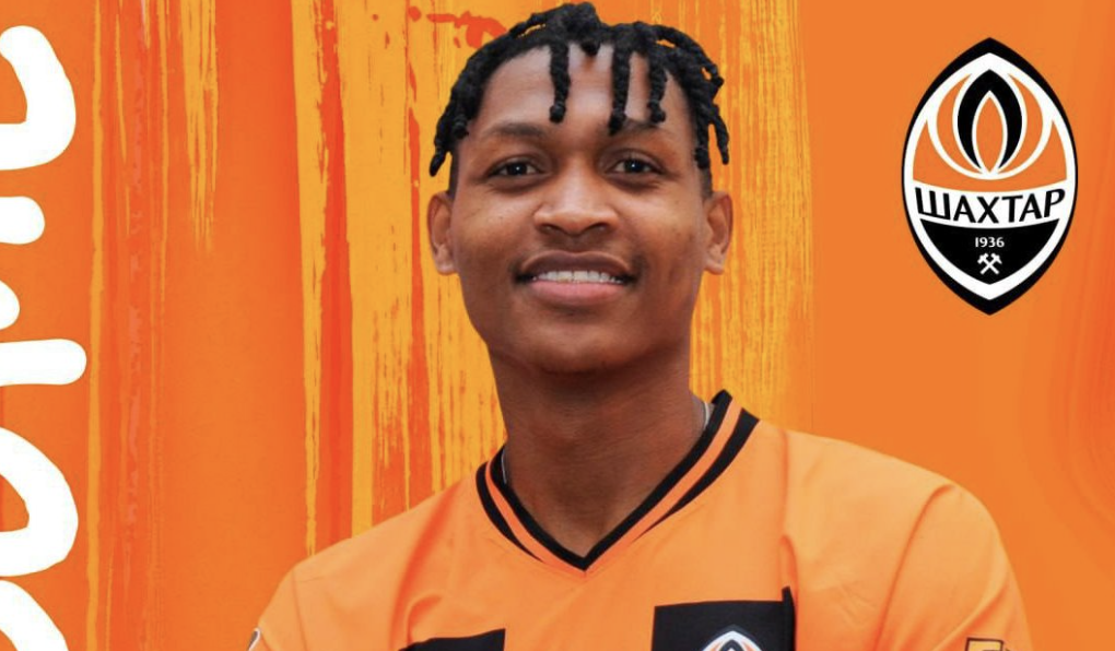 Футболіста Шахтаря вигнали з поля в матчі Кубка Африки — відео