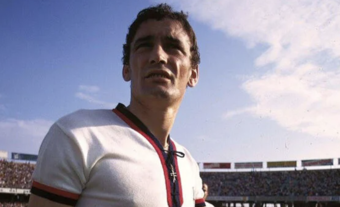 Пішов з життя легенда футболу і найкращий бомбардир в історії збірної Італії