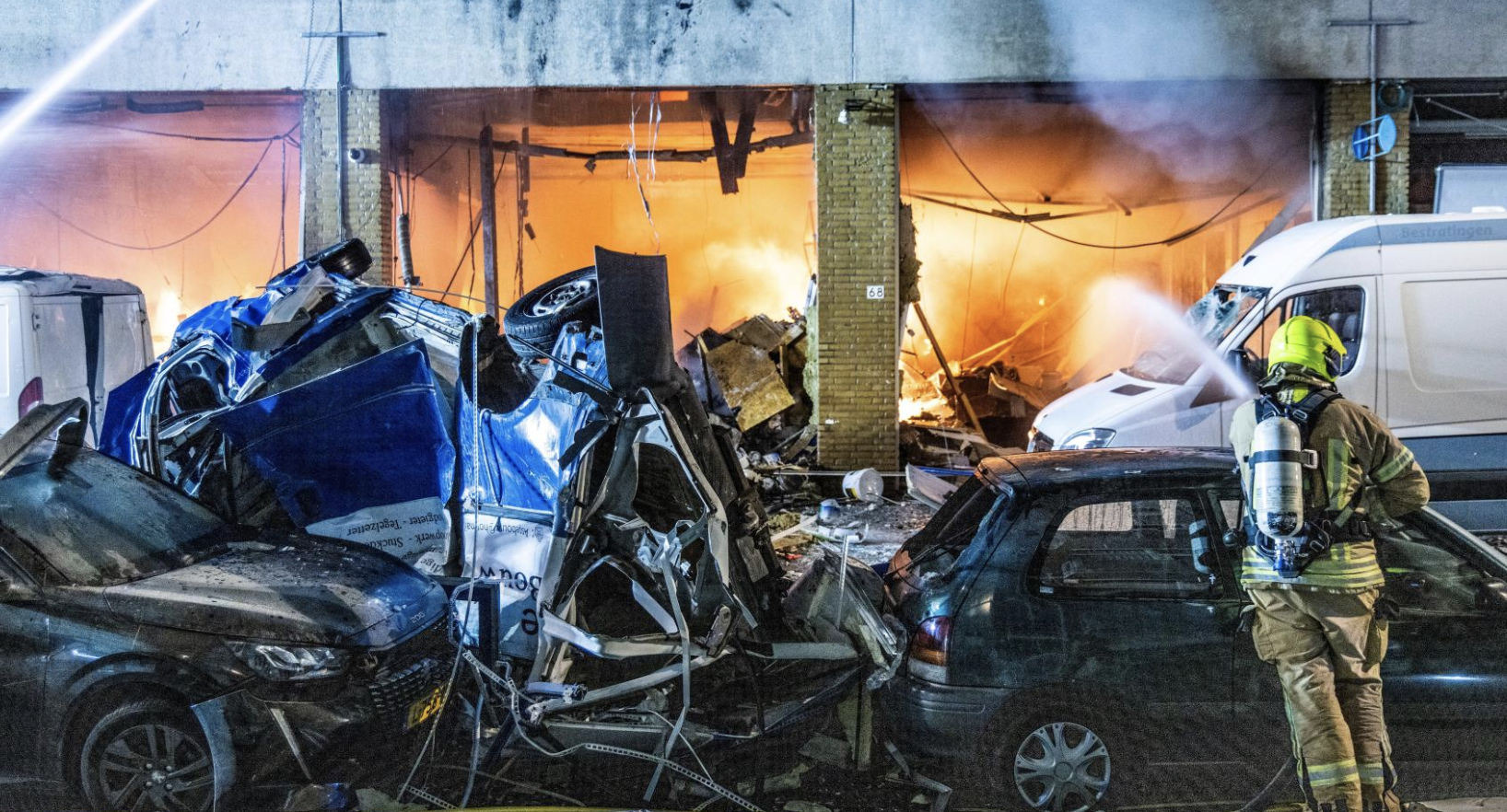 У Нідерландах стався вибух у житловому комплексі: є постраждалі