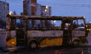 Фото: у Києві загорілася маршрутка 