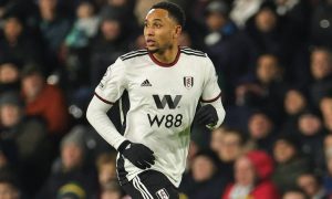 Чемпіон Європи після поразки в матчі поїхав додому на велосипеді, чим розвеселив фанів — відео