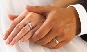 У Мінцифри анонсували нову унікальну послугу в «Дії»: українці зможуть одружитися по відео