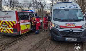 У Києві тушили пожежу у гімназії