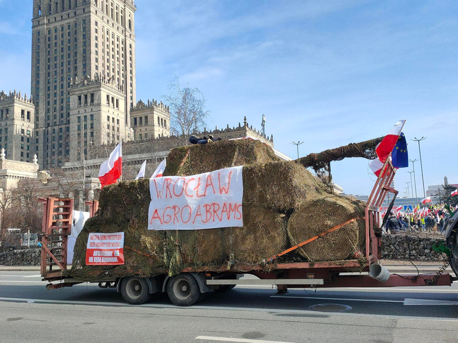 Польські фермери планують нові протести у Варшаві: названо терміни