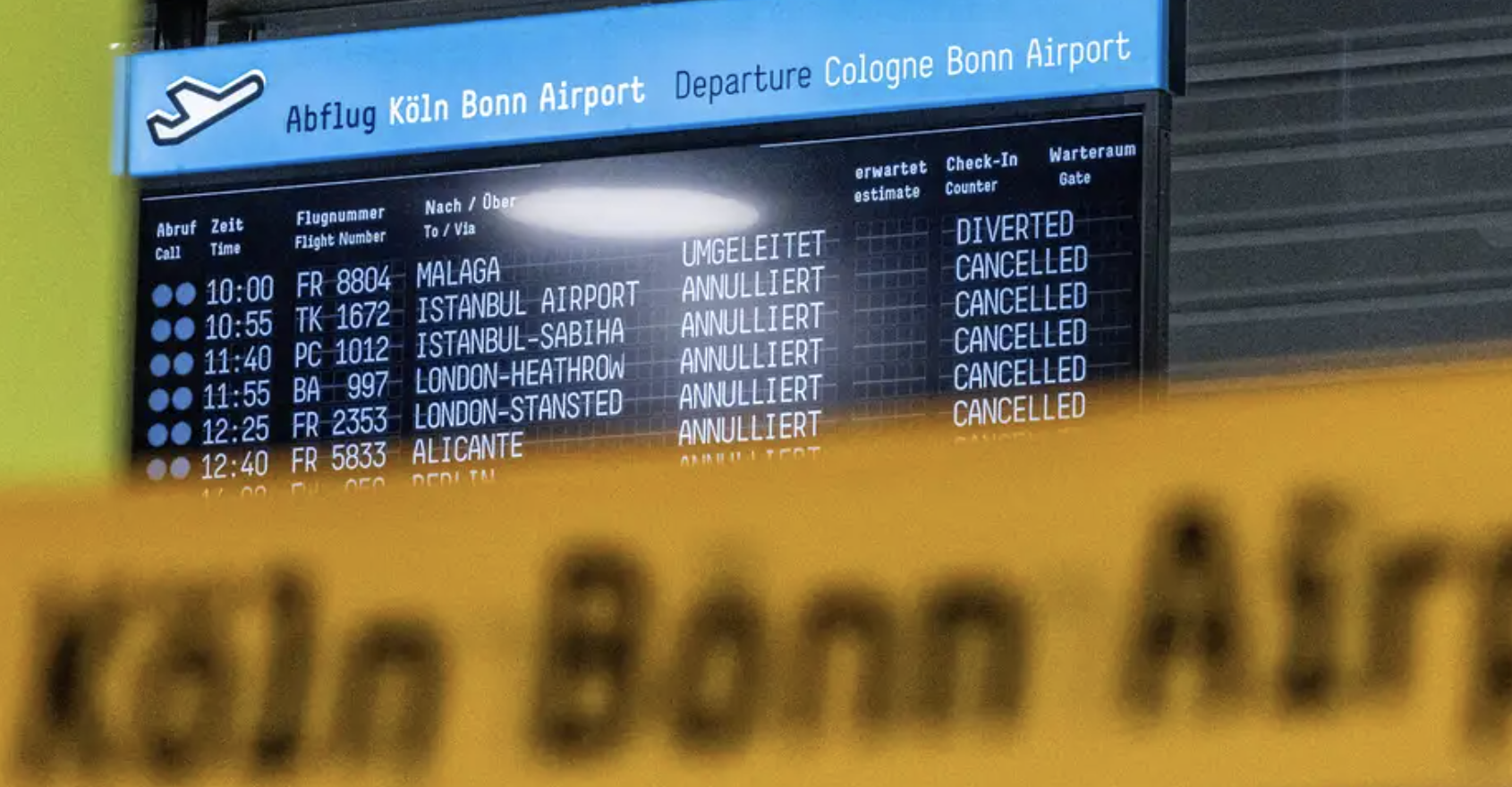 У Німеччині розпочався масштабний страйк співробітників аеропортів