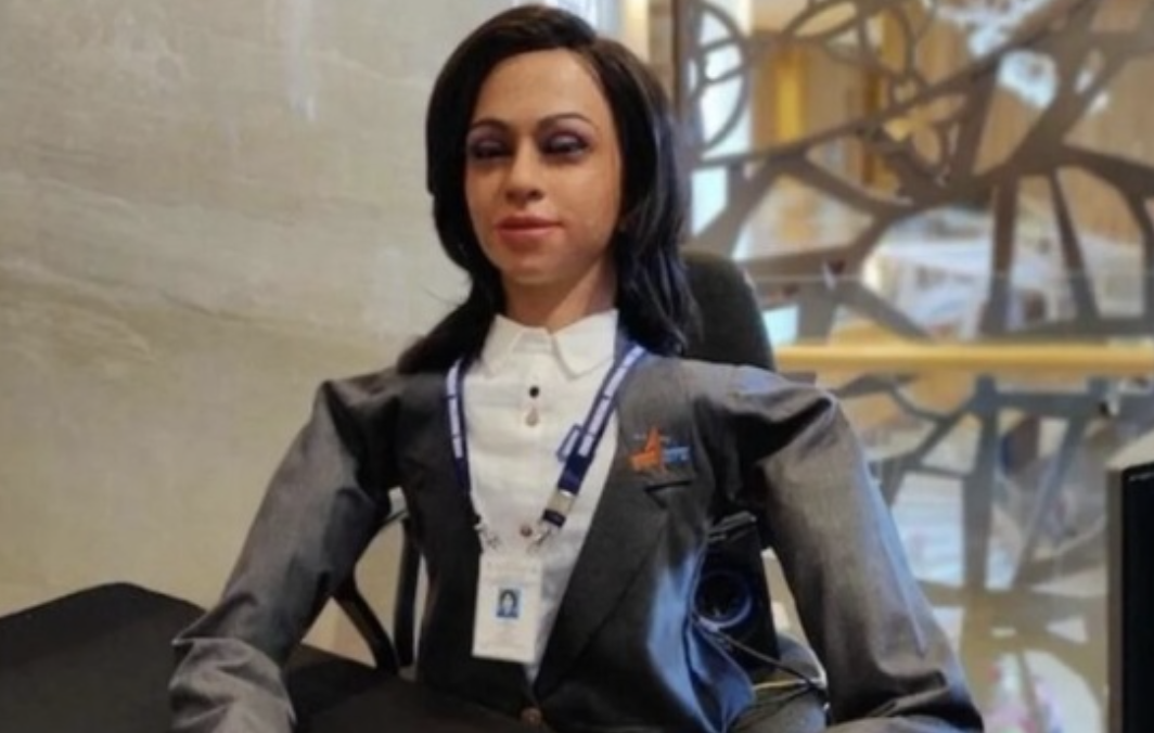 Індія планує цьогоріч відправити у космос «жінкоподібного» робота-гуманоїда