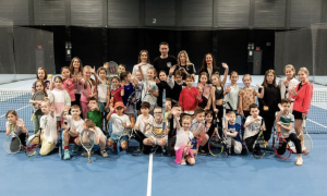 Світоліна І Стаховський зіграли з юними тенісистами у Львові