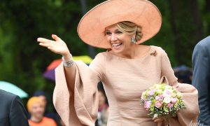 Фото: королева Нідерландів відвідала бійців ЗСУ у реабілітаційному центрі