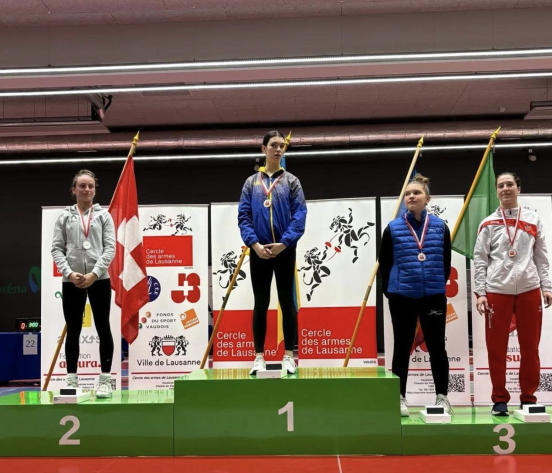 Українські фехтувальниці вибороли два комплекти нагород у Швейцарії