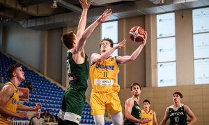 Баскетбол: Максим Шульга увійшов до символічної збірної конференції NCAA