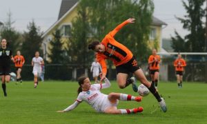 Відео: футболістки українських клубів влаштували грандіозну бійку