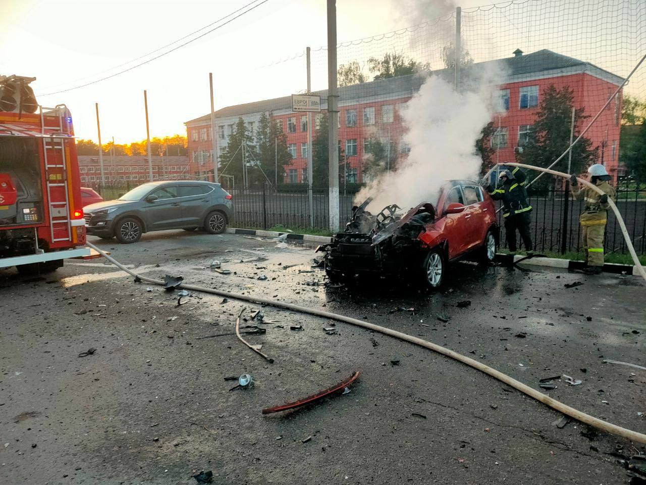 У Бєлгородській області росії дрони атакували об'єкт зв'язку, ЛЕП та машини