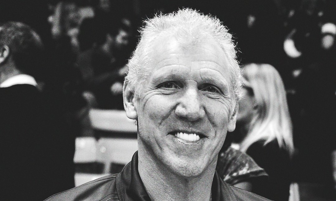 Після тривалої боротьби з важкою хворобою помер легендарний гравець НБА