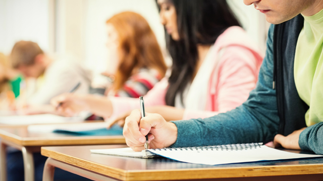 На складання єдиного іспиту для вступу на магістратуру зареєструвалася рекордна кількість українців, - МОН