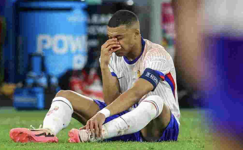 Мбаппе ухвалив рішення щодо операції на носі